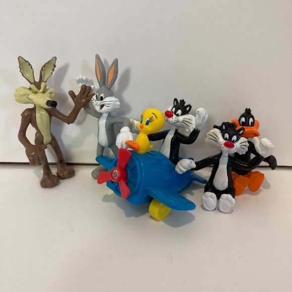 Vintage Looney Tunes 1989 Figures Charan Warner Bros Coyote Bugs Daffy Sylvester - Picture 1 of 14